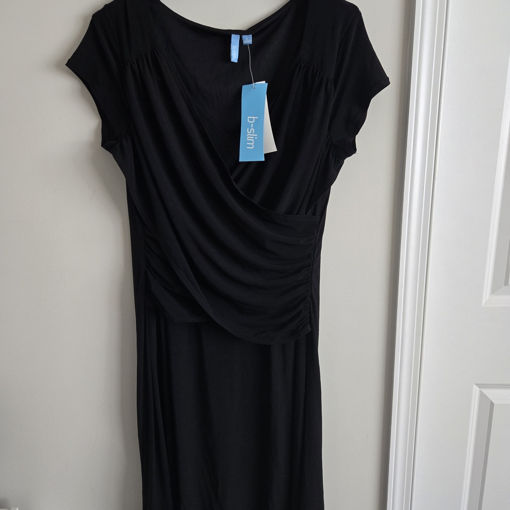 B. Smart Elegant Black Midi Dress